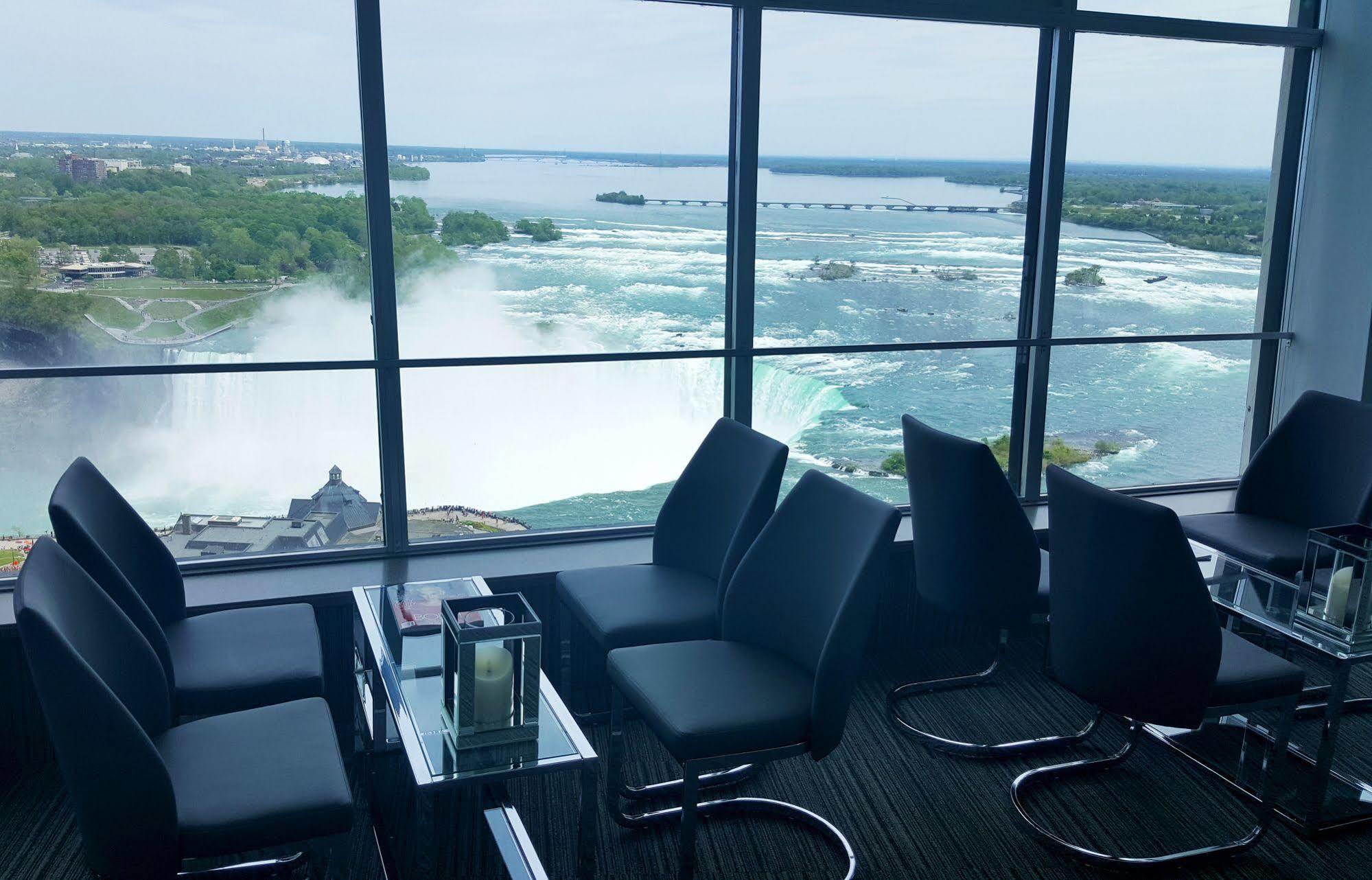 Tower Hotel At Fallsview Niagara Şelalesi Dış mekan fotoğraf
